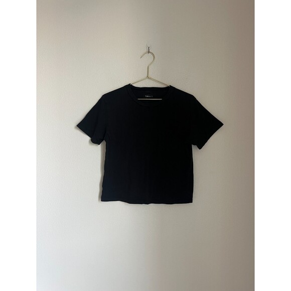 Entireworld Women's Recycled Cotton Easy Pocket Tee in Black Size MEDIUM - Picture 1 of 4
